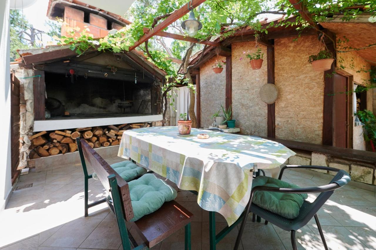 Guesthouse Aria تروغير المظهر الخارجي الصورة