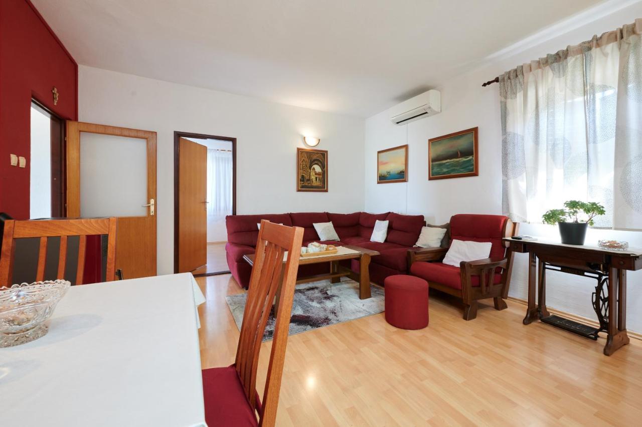 Guesthouse Aria تروغير المظهر الخارجي الصورة