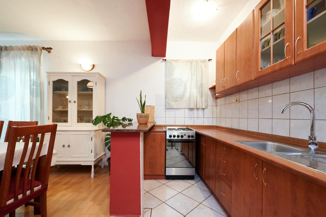 Guesthouse Aria تروغير المظهر الخارجي الصورة