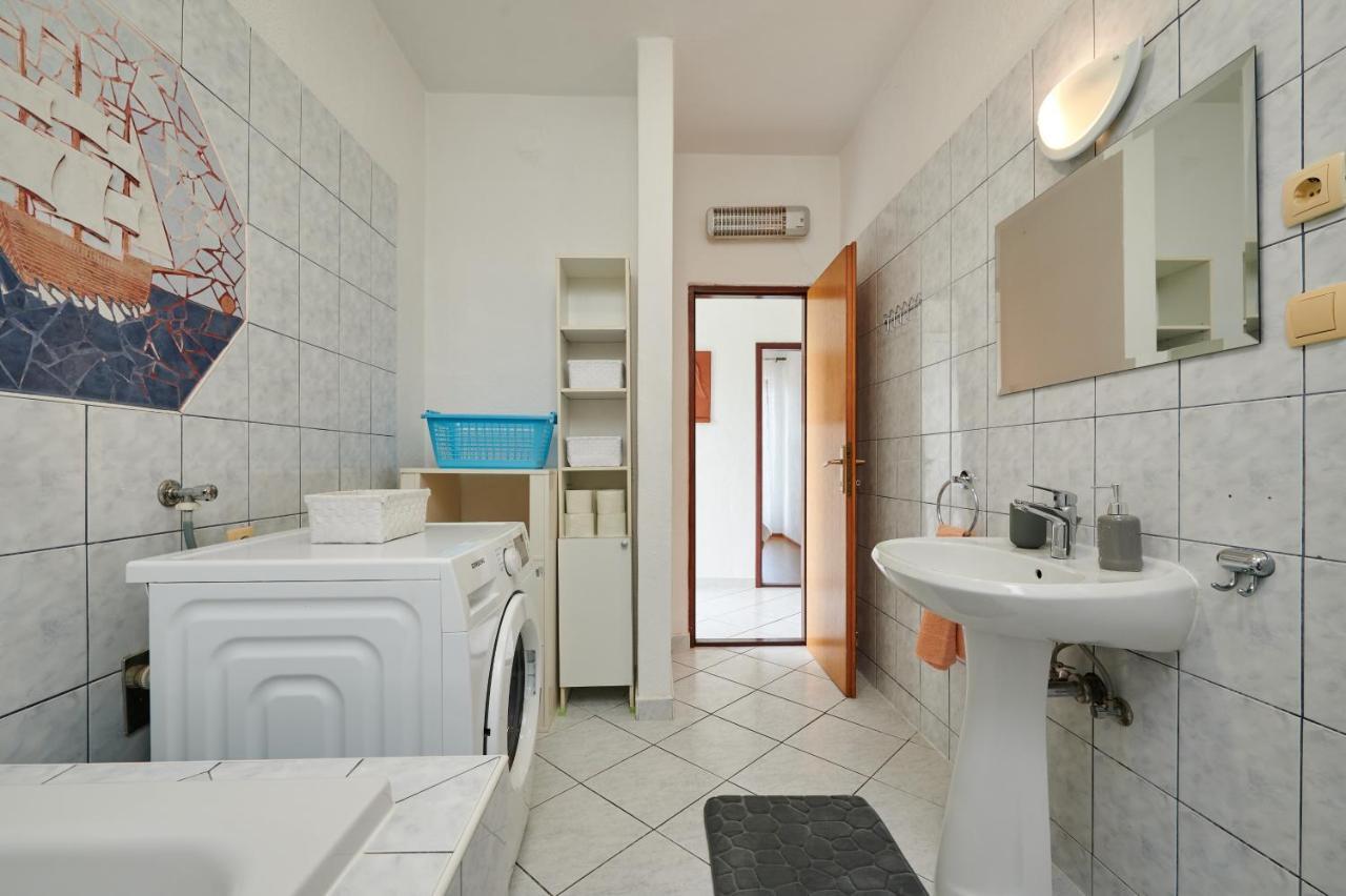 Guesthouse Aria تروغير المظهر الخارجي الصورة
